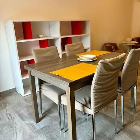 Loft In Fiera Daire Varzi Dış mekan fotoğraf